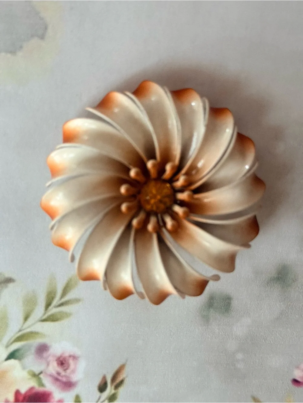 Floral Enamel Brooch.